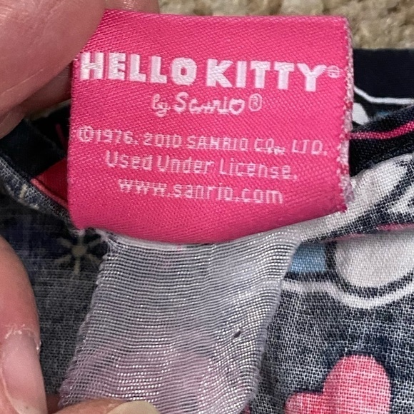 HELLO Kitty  Short Sleeved Scrub Top - Picture 4 of 8